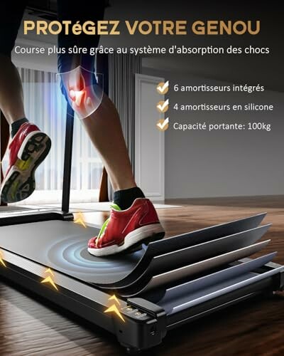 Person läuft auf Laufband mit Knieschutz